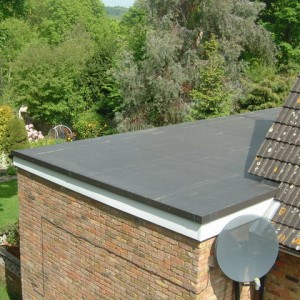 Rubber roof on extension